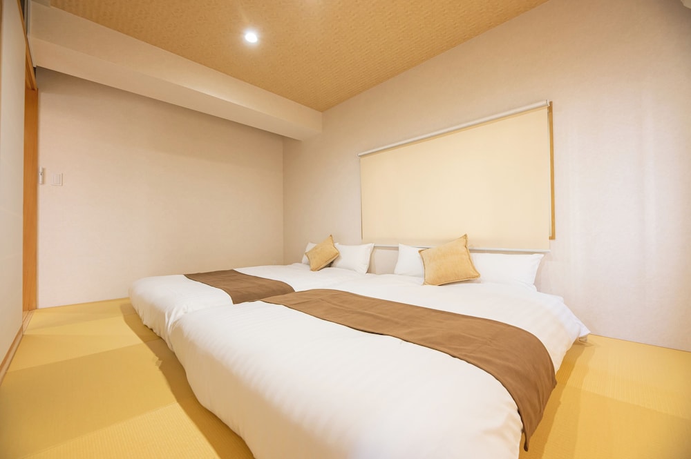 ベーシック ツインルーム 客室1 | YASAKA HOTEL