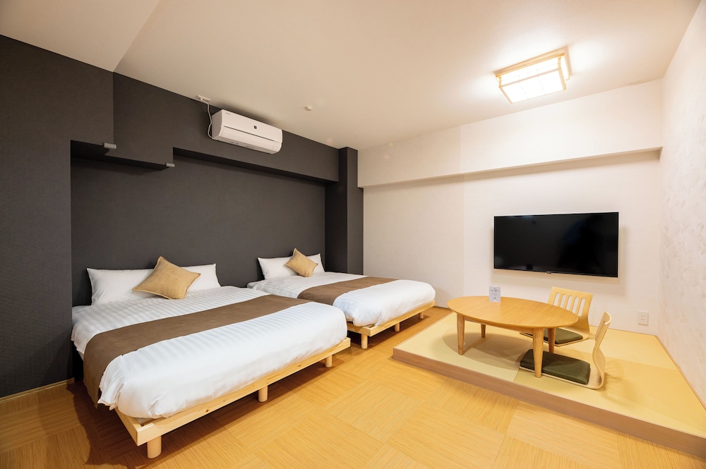 スタンダード ツインルーム 客室1 | YASAKA HOTEL