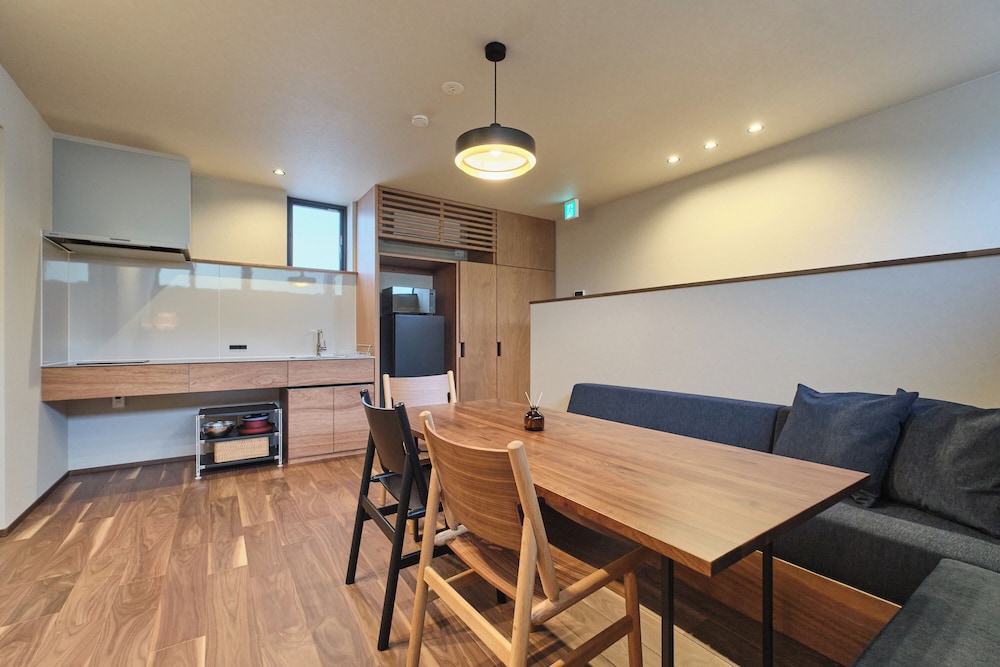 コンフォート コンドミニアム リビング エリア1 | Hotel G.G.G. Asahikawa