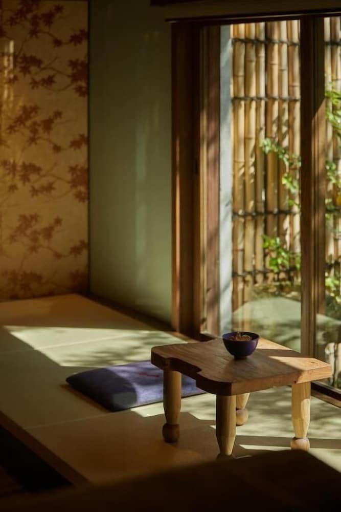 エグゼクティブ ツインルーム 内装0 | 寧々の道別邸 Kazeno Heritage (旧 : HOTEL VMG RESORT KYOTO 寧々棟)