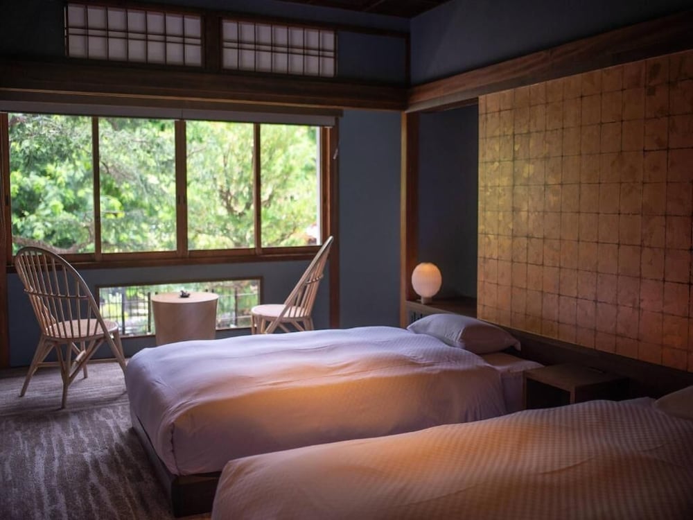 エグゼクティブ 4 人部屋 | 寧々の道別邸 Kazeno Heritage (旧 : HOTEL VMG RESORT KYOTO 寧々棟)