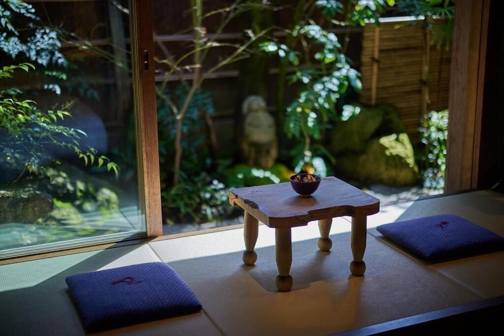 エグゼクティブ ツインルーム 客室2 | 寧々の道別邸 Kazeno Heritage (旧 : HOTEL VMG RESORT KYOTO 寧々棟)