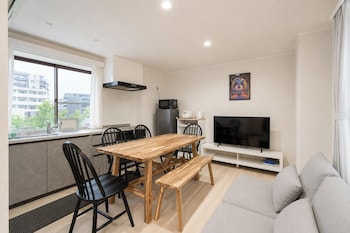 Panda Stay - Asakusa 5 mins Walk & Skytree Apt