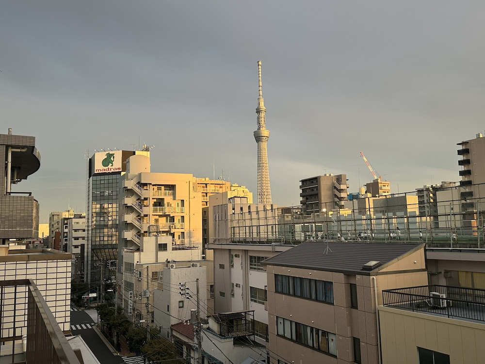 ファミリー アパートメント シティビュー テラス / パティオ0 | Panda Stay - Asakusa 5 mins Walk & Skytree Apt