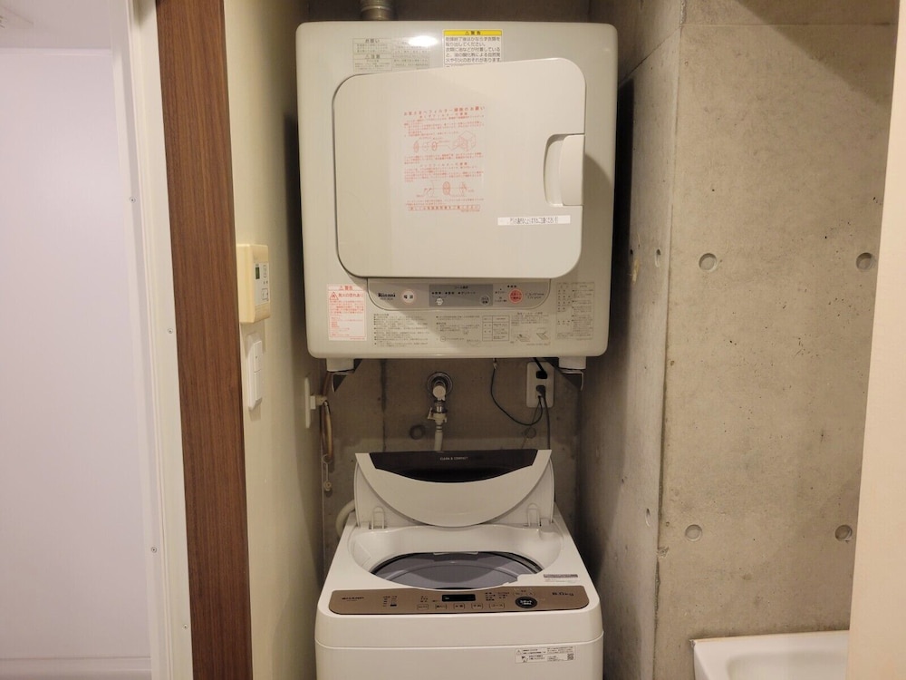 [禁煙] ユニバーサル ダブルルーム バスルーム0 | New Normal Hotel in NAHA WAKASA