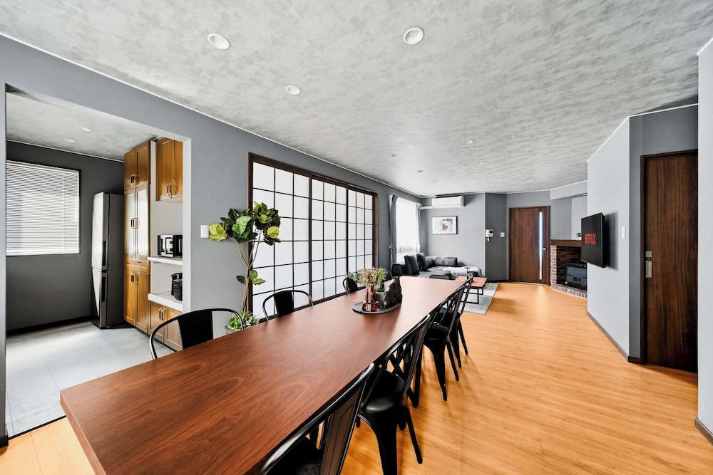 アパートメント 客室内のダイニングエリア1 | Astage Villa Asahikawa