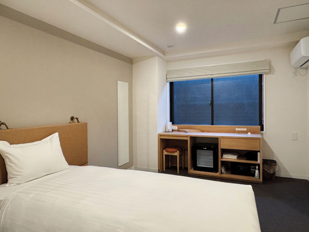 客室1 | CHECK inn Osaka Shin-Sekai