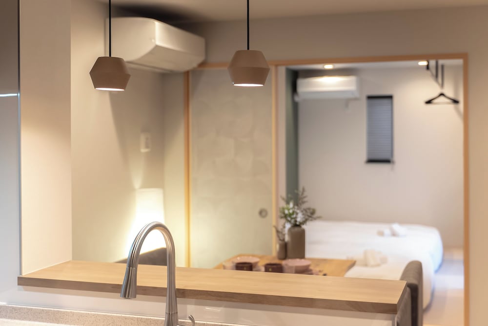 アパートメント ダブルベッド 2 台 客室3 | Hotel Bokusyusou Tokyo