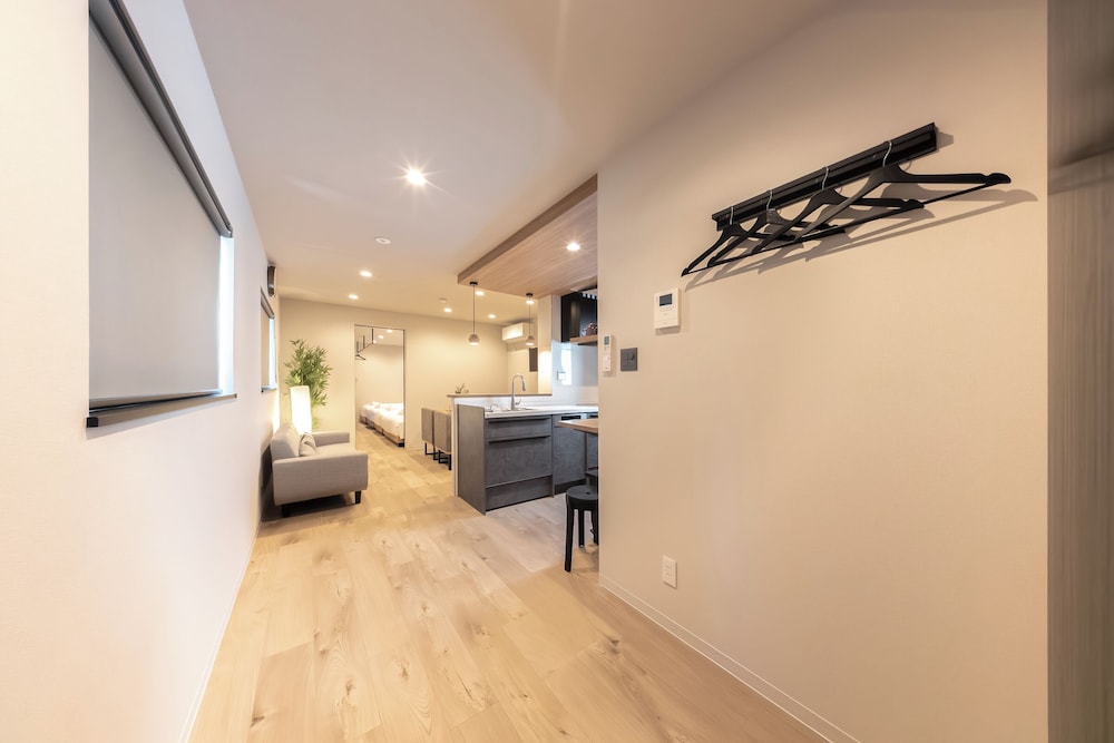 スイート ベッド (複数台) リビング エリア0 | Hotel Bokusyusou Tokyo