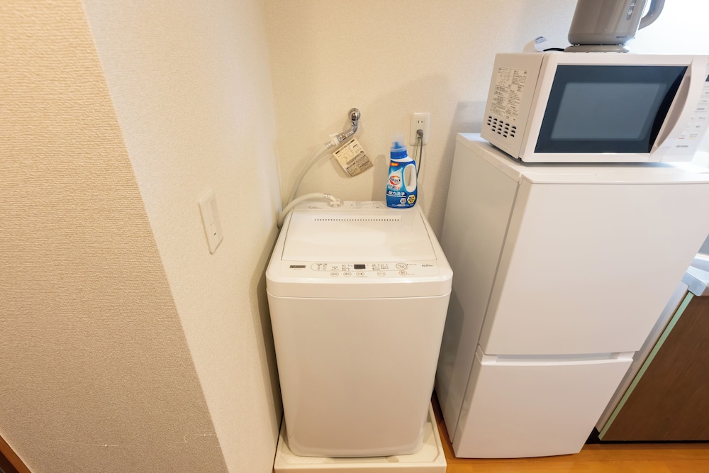 ベーシック アパートメント ダブルベッド 1 台 禁煙 冷蔵庫 & 電子レンジ ランドリー1 | Stayloop亀戸