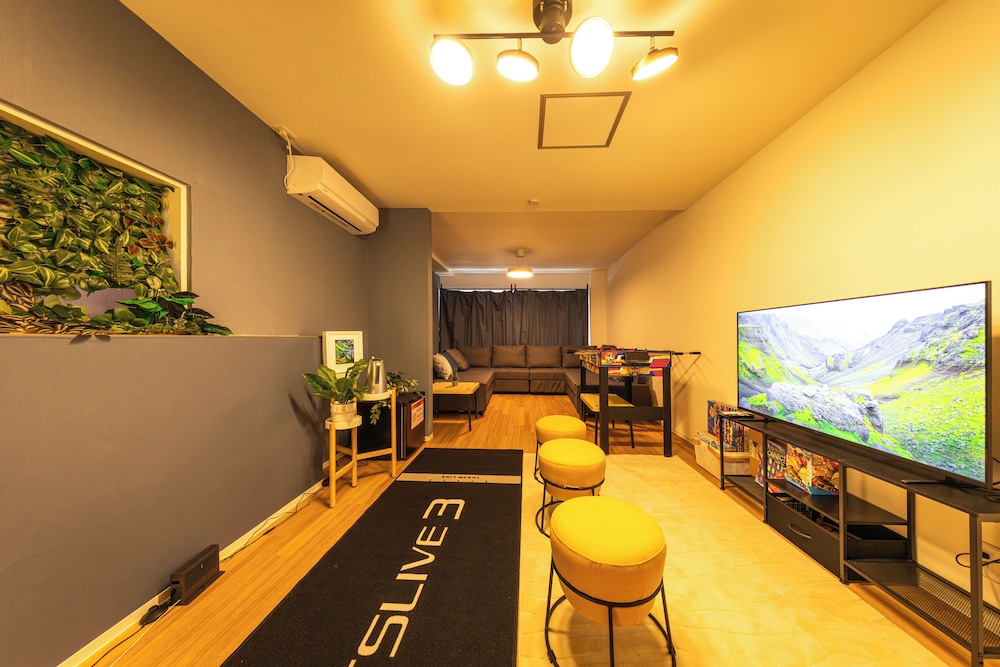 アパートメント リビング エリア2 | KANDA URBAN SUITES
