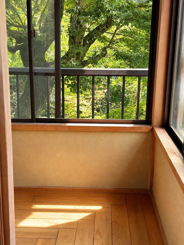 風 スタンダードルーム 禁煙 客室13 | 雲の園