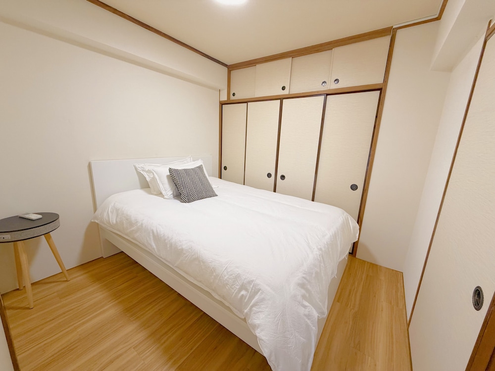 コンフォート 4 人部屋 (203) 客室1 | 三立株式会社