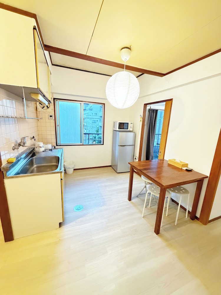 コンフォート コンドミニアム (306) 専用キッチン0 | 三立株式会社