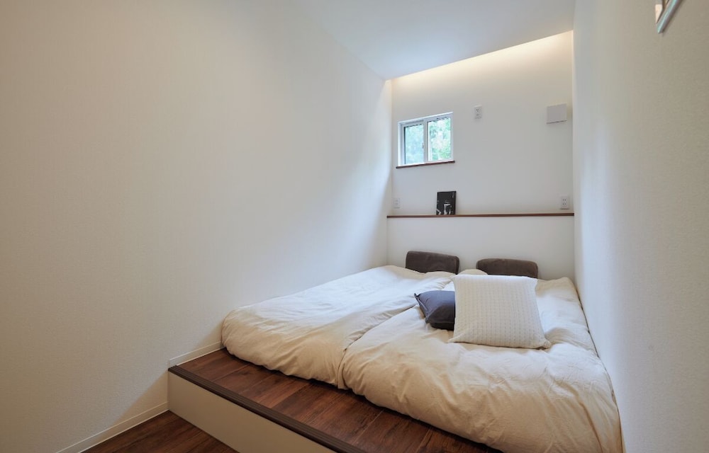 villa HIIRAGI (ヴィラ柊, 平屋) ペット可 禁煙 | 森のRetreat~foresta di luce~