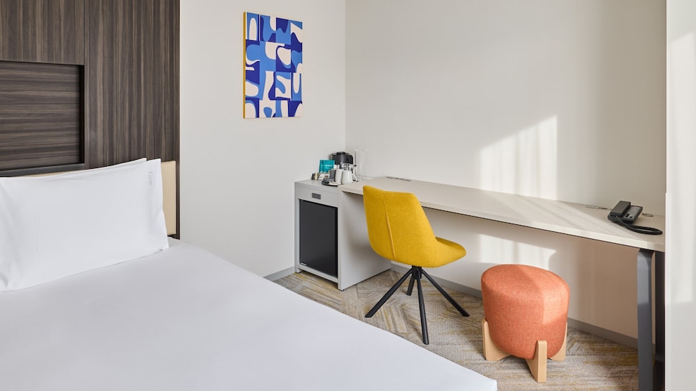 スタンダード ルーム シングルベッド 2 台 (Extra Floor Space, Free Breakfast) 客室4 | Holiday Inn Express 札幌すすきの by IHG