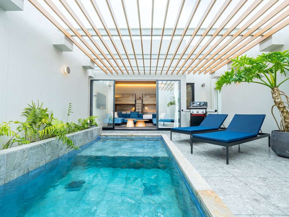 ヴィラ バルコニー プールビュー 客室9 | 琉心 RUSIN Private Pool Villa ONNA