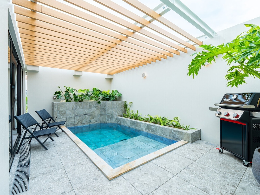 ヴィラ バルコニー プールビュー 客室5 | 琉心 RUSIN Private Pool Villa ONNA