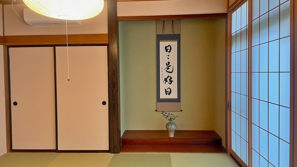 ファミリー ヴィラ 内装1 | Tabinoteitaku 和-WA-
