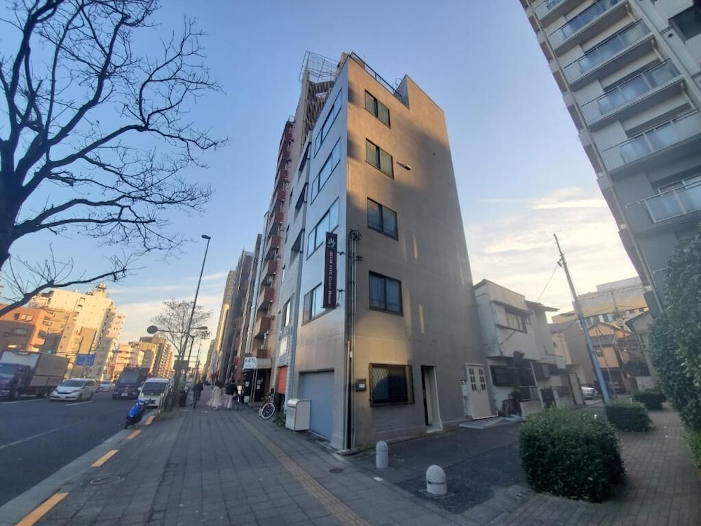 外観1 | HighFive Guest house