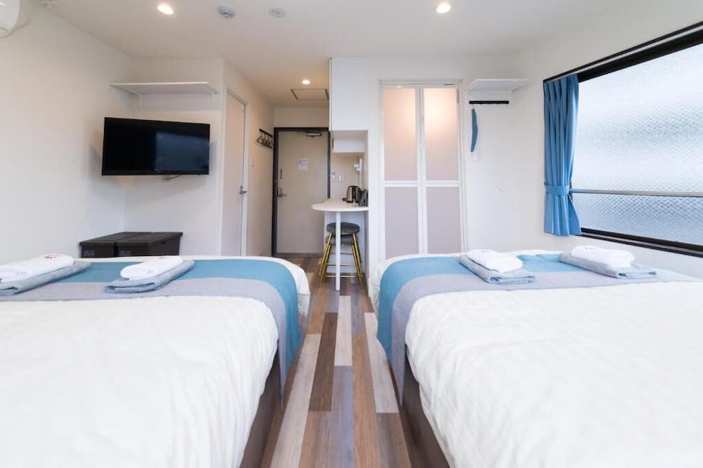 4 人部屋 客室4 | HighFive Guest house