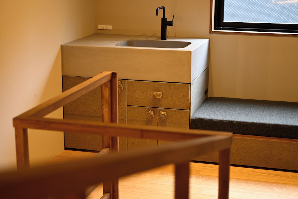 スタンダード ツインルーム 内装0 | TOVILLA STAY 新潟本町