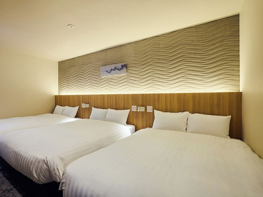 デラックス トリプルルーム | HOTEL SOVA熊本並木坂