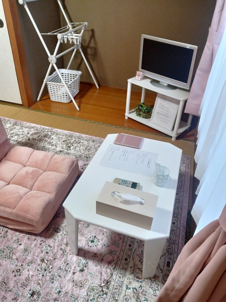 ツインルーム 共用バスルーム 内装0 | ゲストハウスまみ