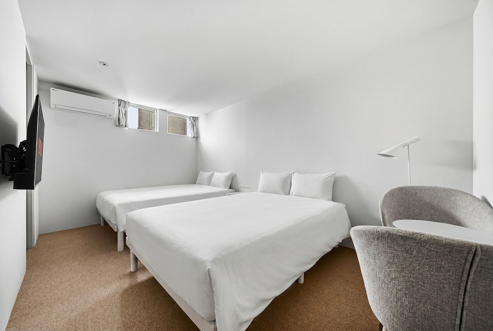 アパートメント 客室8 | THE DWBL HOTEL W