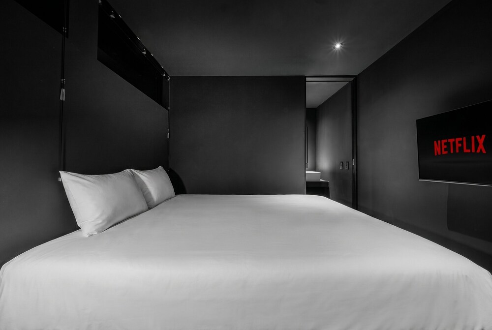 アパートメント 客室2 | THE DWBL HOTEL B