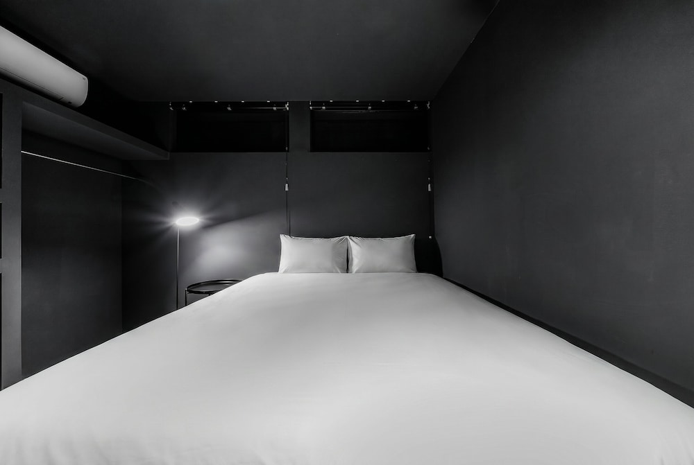 THE DWBL HOTEL B