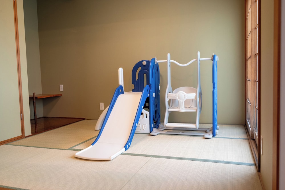 ベーシック ハウス シティビュー 子供用スペース1 | Furano Family Cabin