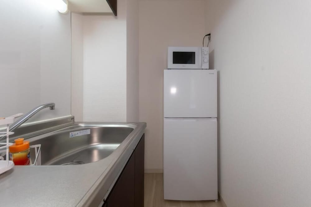 ツインルーム 禁煙 専用キッチン1 | レイナス博多