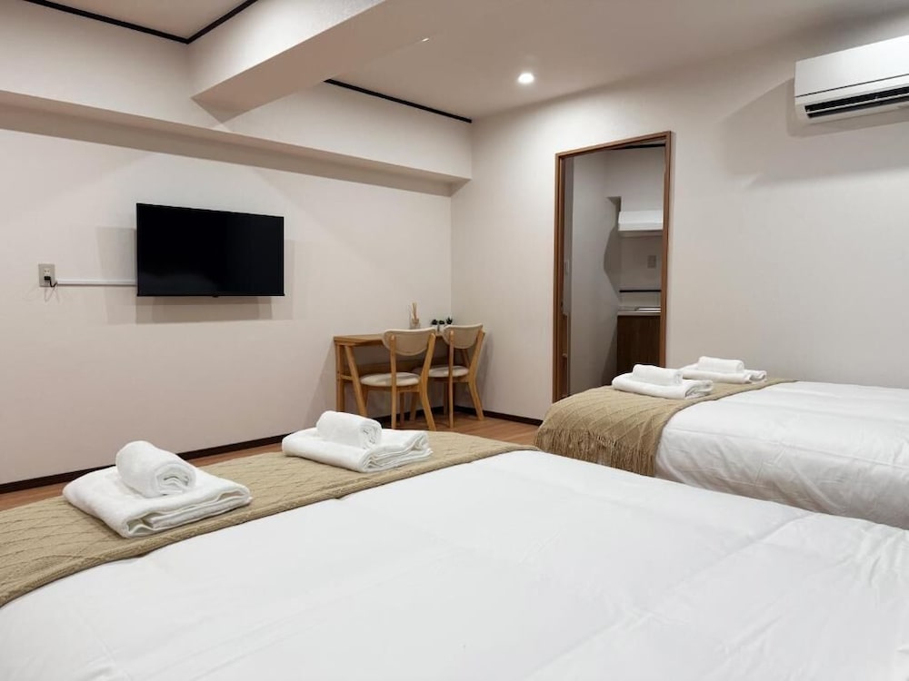 アパートメント ダブルベッド 2 台 禁煙 客室3 | Kishinosato Maison