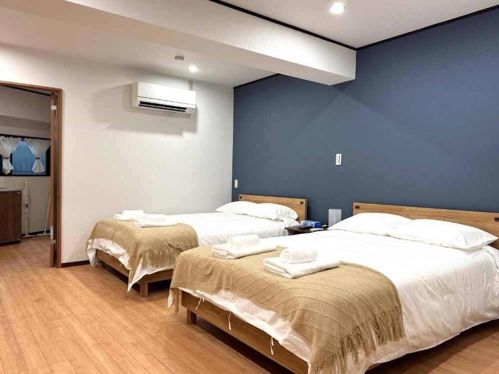 アパートメント ダブルベッド 2 台 禁煙 客室4 | Kishinosato Maison