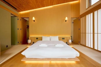 Grand Tsuru B