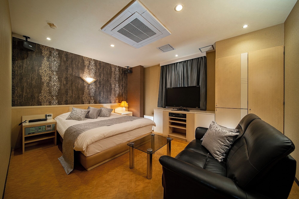 エコノミー ダブルルーム 客室3 | ホテルルトゥール姫路 - 大人限定