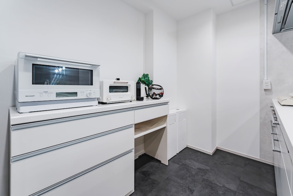 ラグジュアリー アパートメント 専用キッチン5 | SLL Urban Suites Ebisu