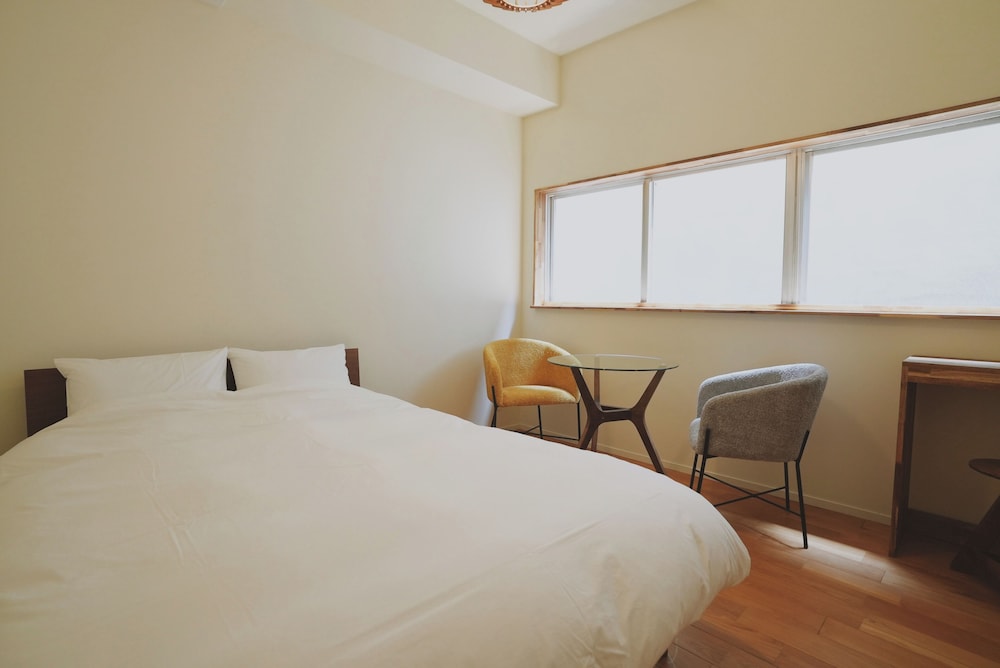 客室1 | sunroom Hotel Cafe Bar 客室1 | sunroom Hotel Cafe Bar