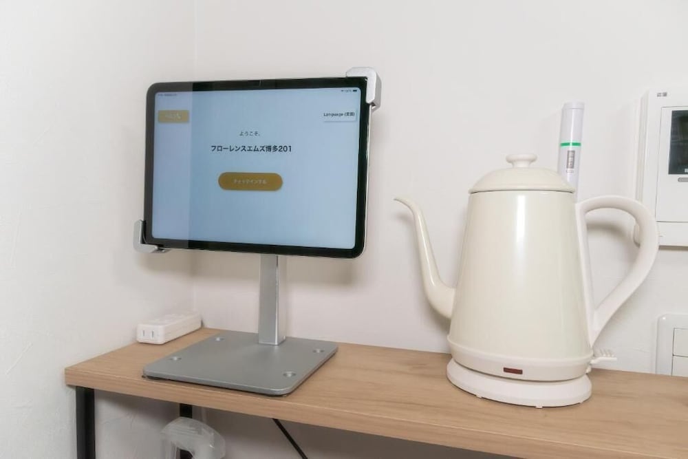 コンフォート 4 人部屋 コーヒー / コーヒーメーカー0 | フローレンスエムズ博多