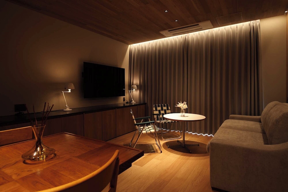 ALMOND HOTEL SHIBUYA W