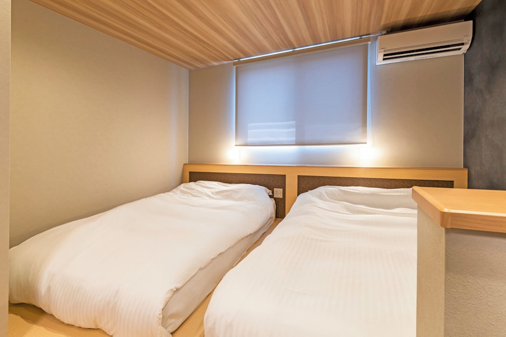 ベーシック ツインルーム | THE NINE STATES HOTEL KARATSU CASTLE