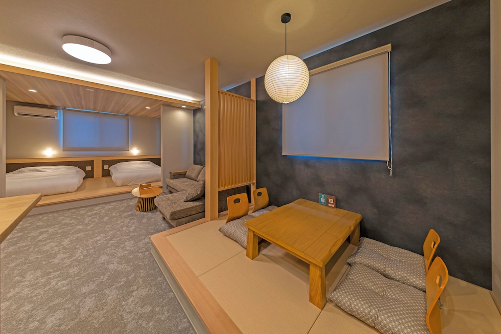ラグジュアリー ツインルーム | THE NINE STATES HOTEL KARATSU CASTLE
