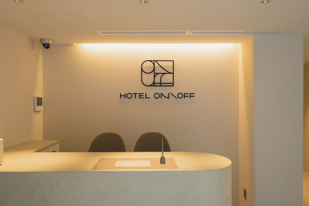ロビー1 | HOTEL ON＼OFF | HOTEL ON＼OFF