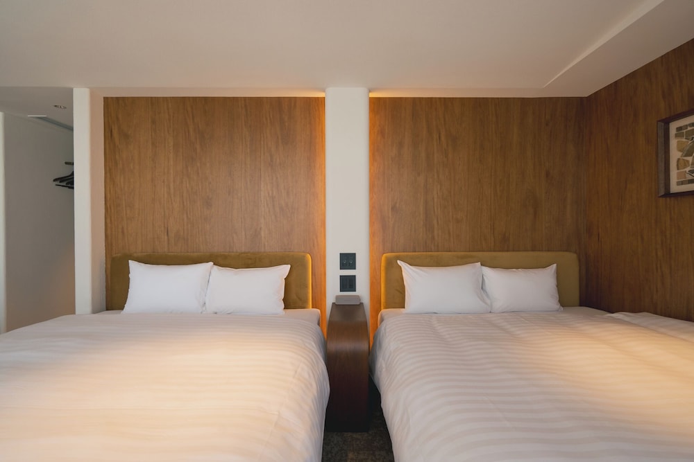 客室1 | HOTEL ON＼OFF | HOTEL ON＼OFF