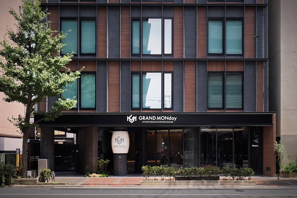 GRAND MONday 京都四条河原町