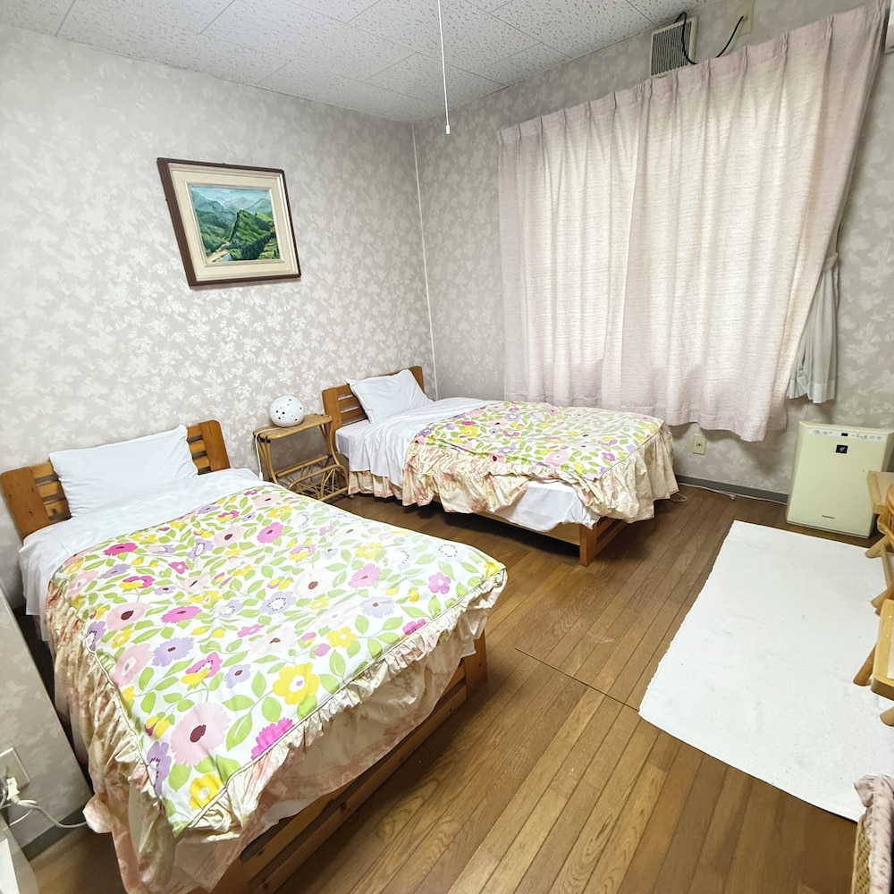 外観 | 立山山麓温泉 クレヨンハウス