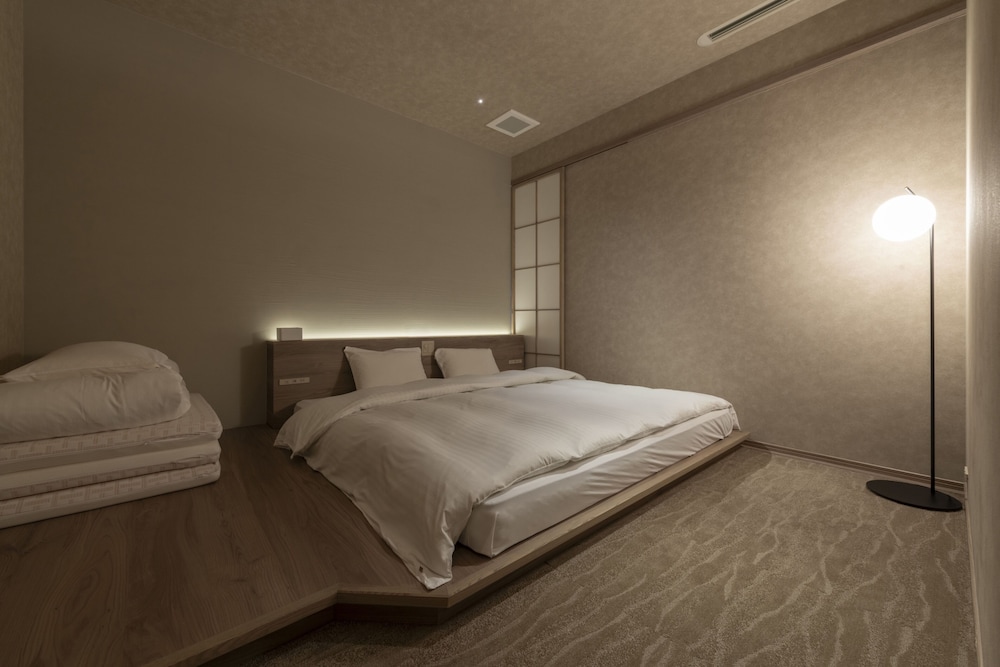デラックス アパートメント バルコニー | JINRYU HOTEL IZUMO