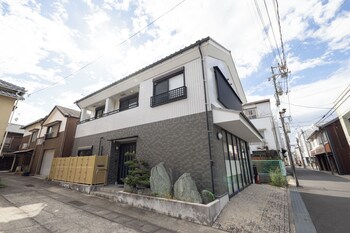 B home