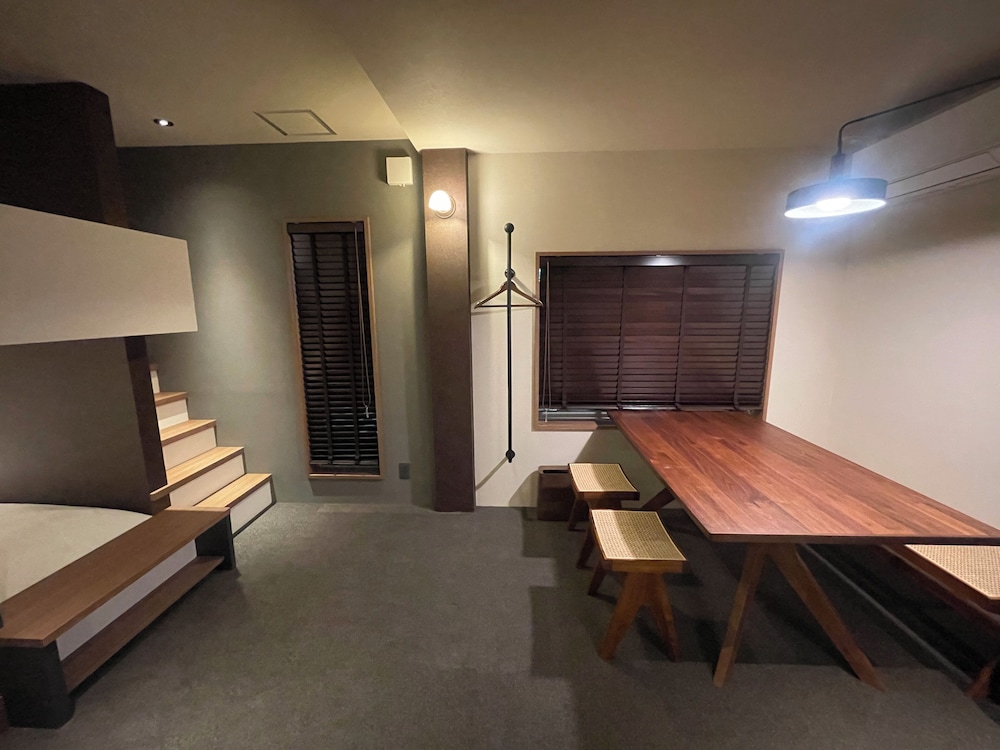 お食事1 | 体験型ホテル 一宵千里 l 屋上テラス l 無料BBQ設備 l オーシャンビュー | 体験型ホテル 一宵千里 l 屋上テラス l 無料BBQ設備 l オーシャンビュー